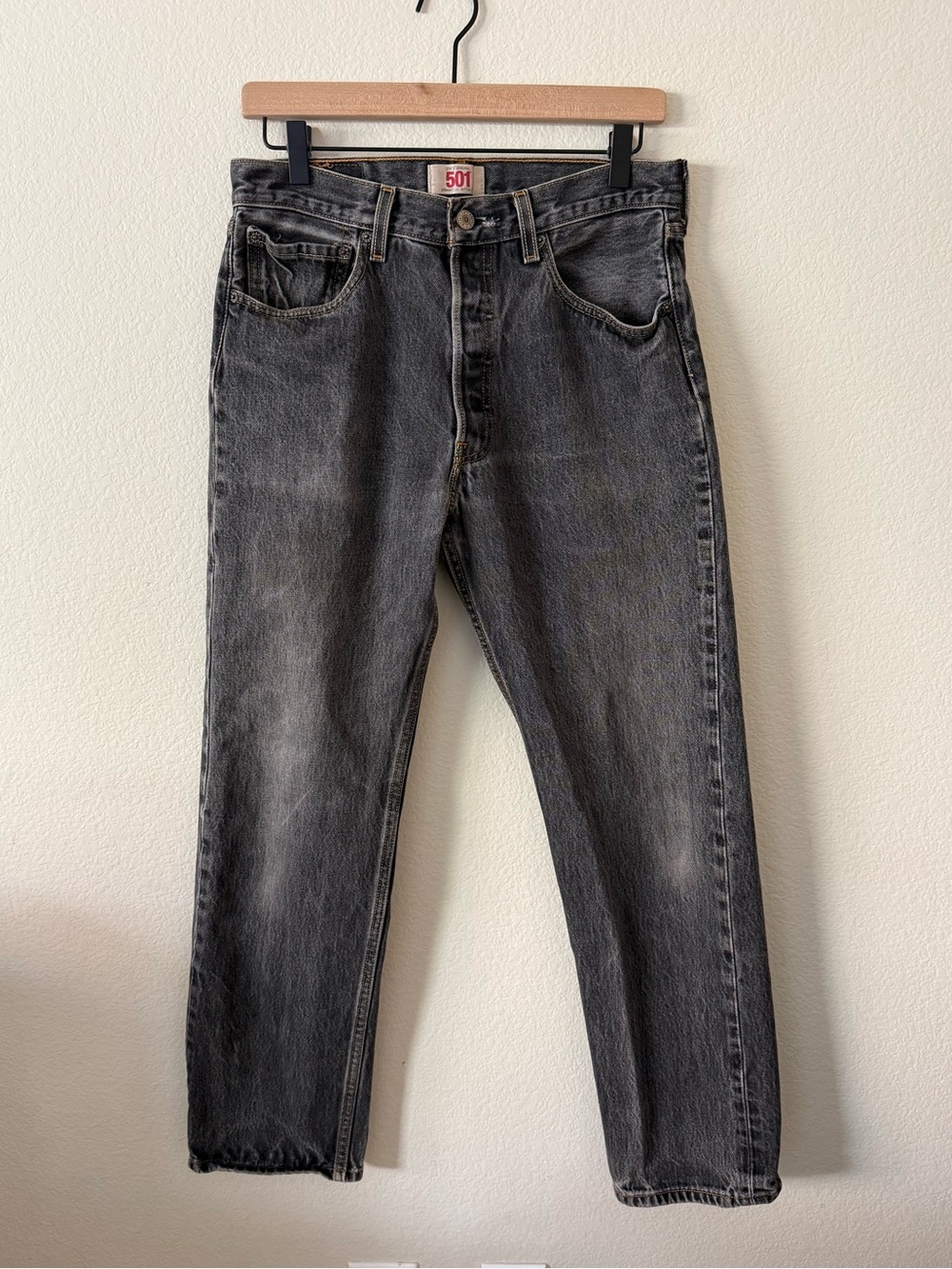 Levi's Men's Straight Jeans in Faded Gray
